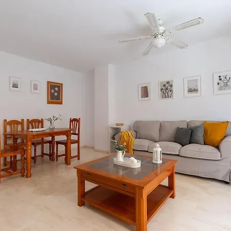 Apartamento Beach * פואנגירולה